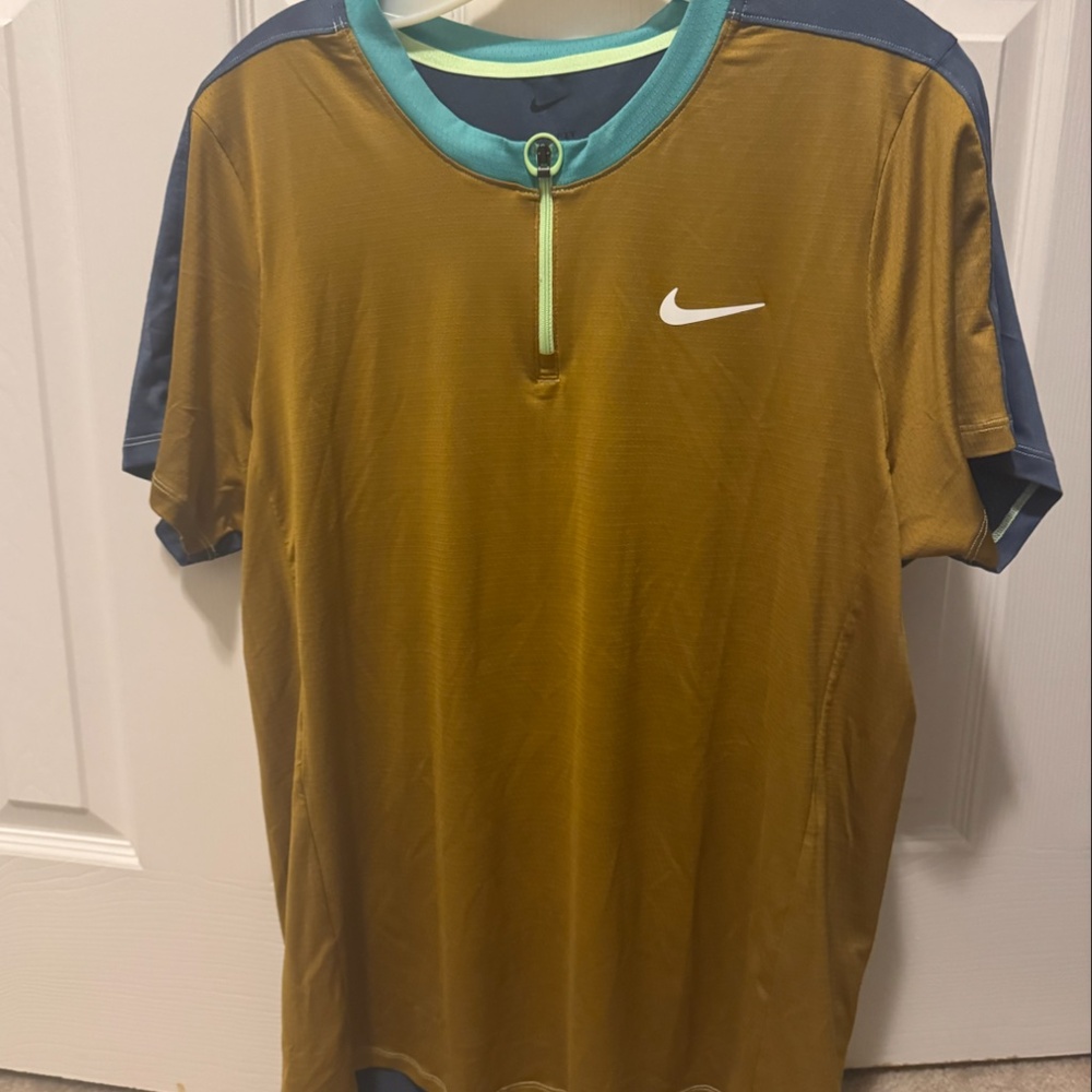 Nike Tennis Court Slam Zip Henley Shirt